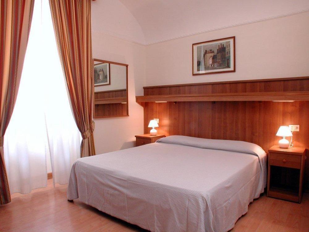 Hotel Altavilla 9 Ρώμη Δωμάτιο φωτογραφία